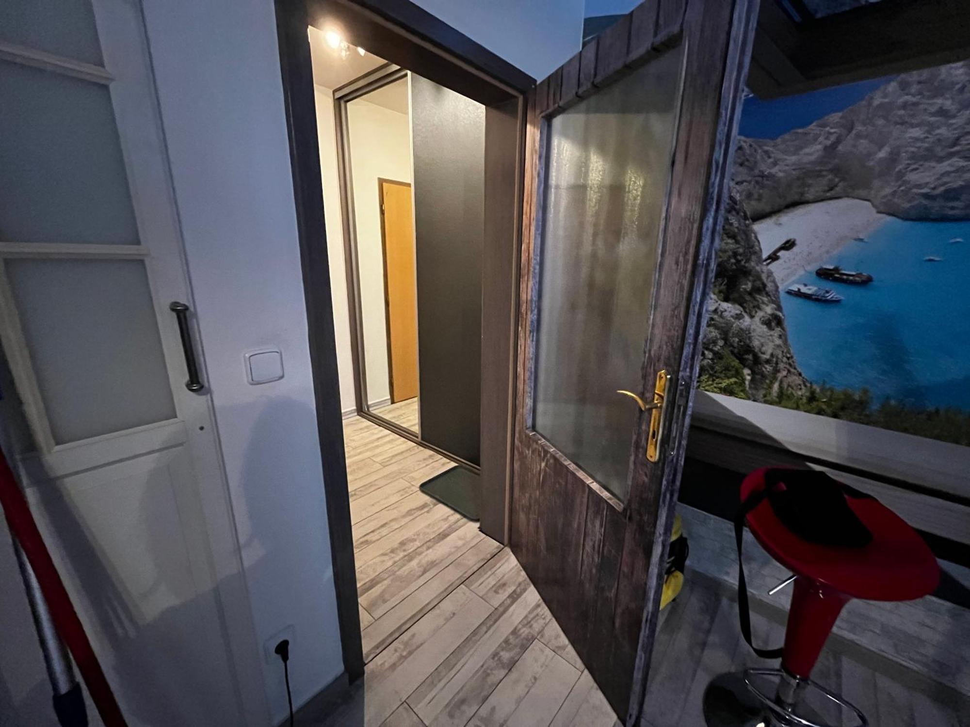 Monfas Apartment Provence In Prag Exterior foto
